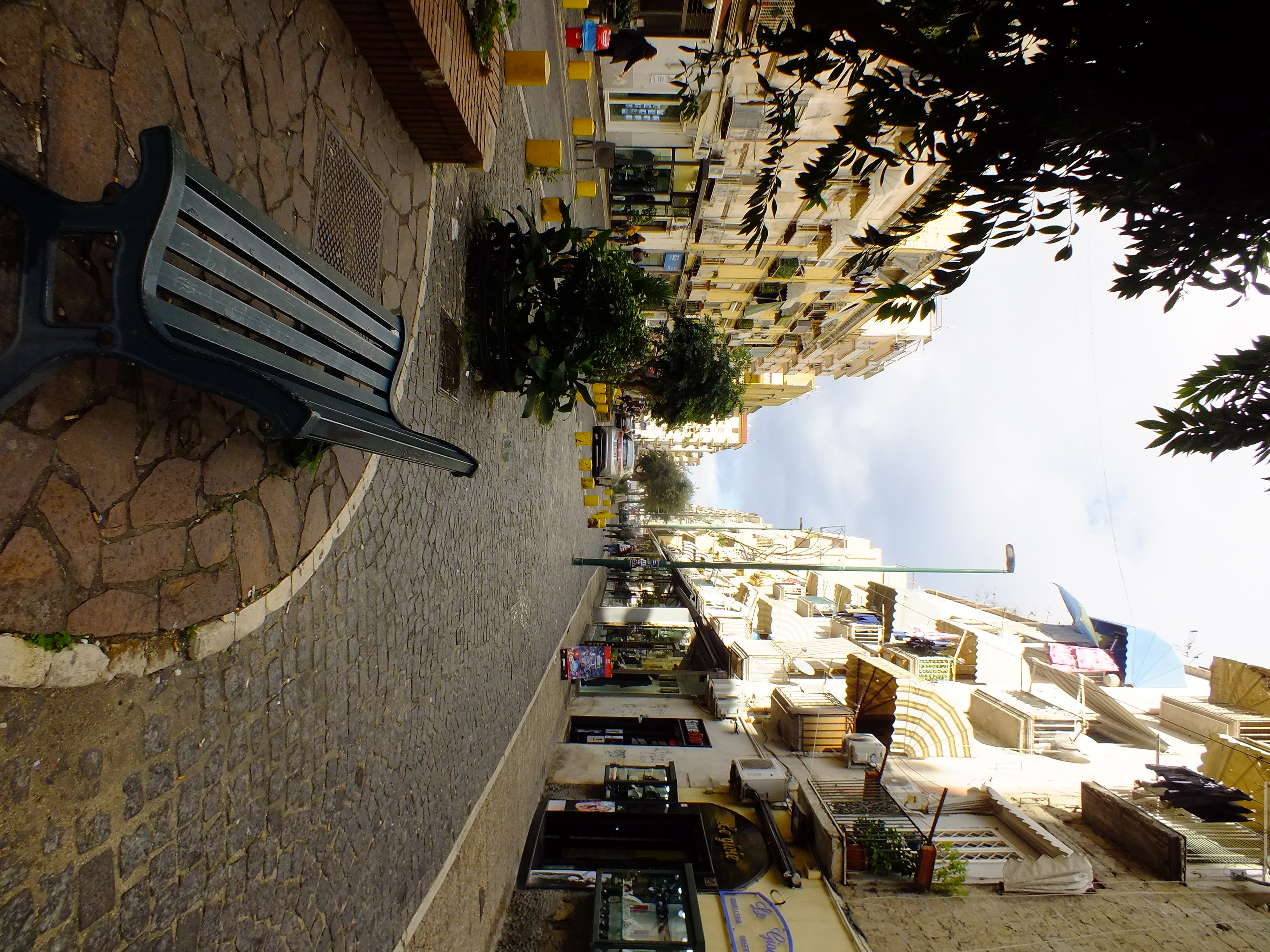 Via Leopardi in Fuorigrotta