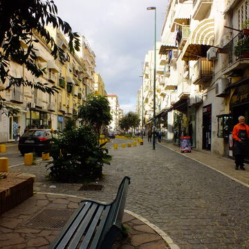 Via Leopardi in Fuorigrotta